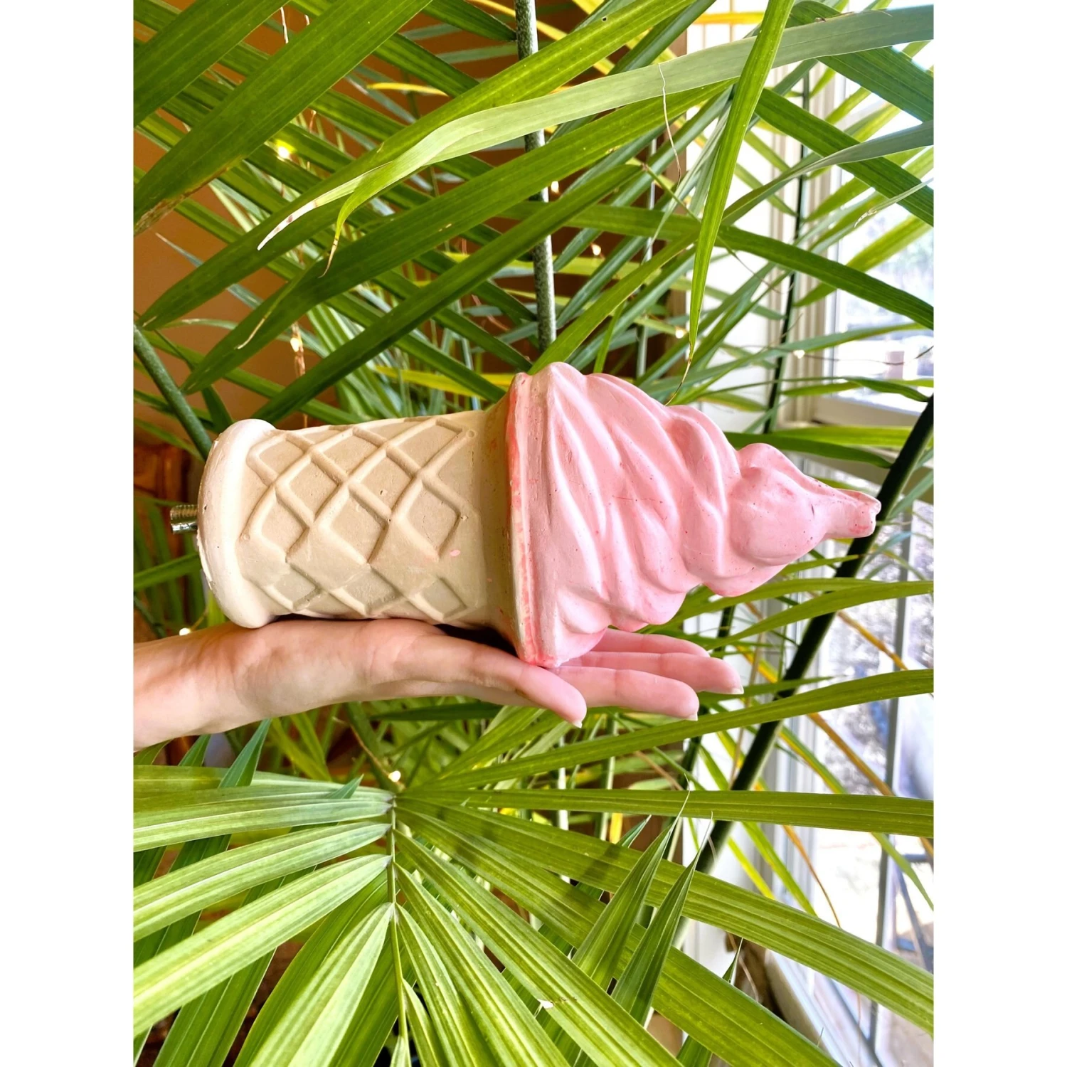 Polly's Pet Products Edible Ice Cream Bird Perch 5 Polly's Pet Products Edible Ice Cream Bird Perch - Image 3