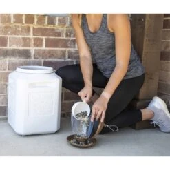 Gamma2 Vittles Vault Outback Bird Food Storage, 35-lb -Sunny Decor Shop 232934 PT2. AC SS1800 V1588188954