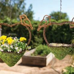 Galapagos Woven Bird Feeder, Sparrow, Fresh Green -Sunny Decor Shop 257699 PT2. AC SS1800 V1684417933