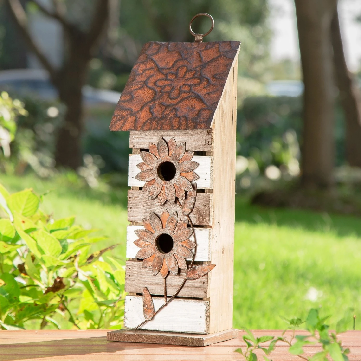 Glitzhome Two-Tiered Distressed Solid Wood Birdhouse With 3D Rustic Flowers 6 Glitzhome Two-Tiered Distressed Solid Wood Birdhouse With 3D Rustic Flowers - Image 4