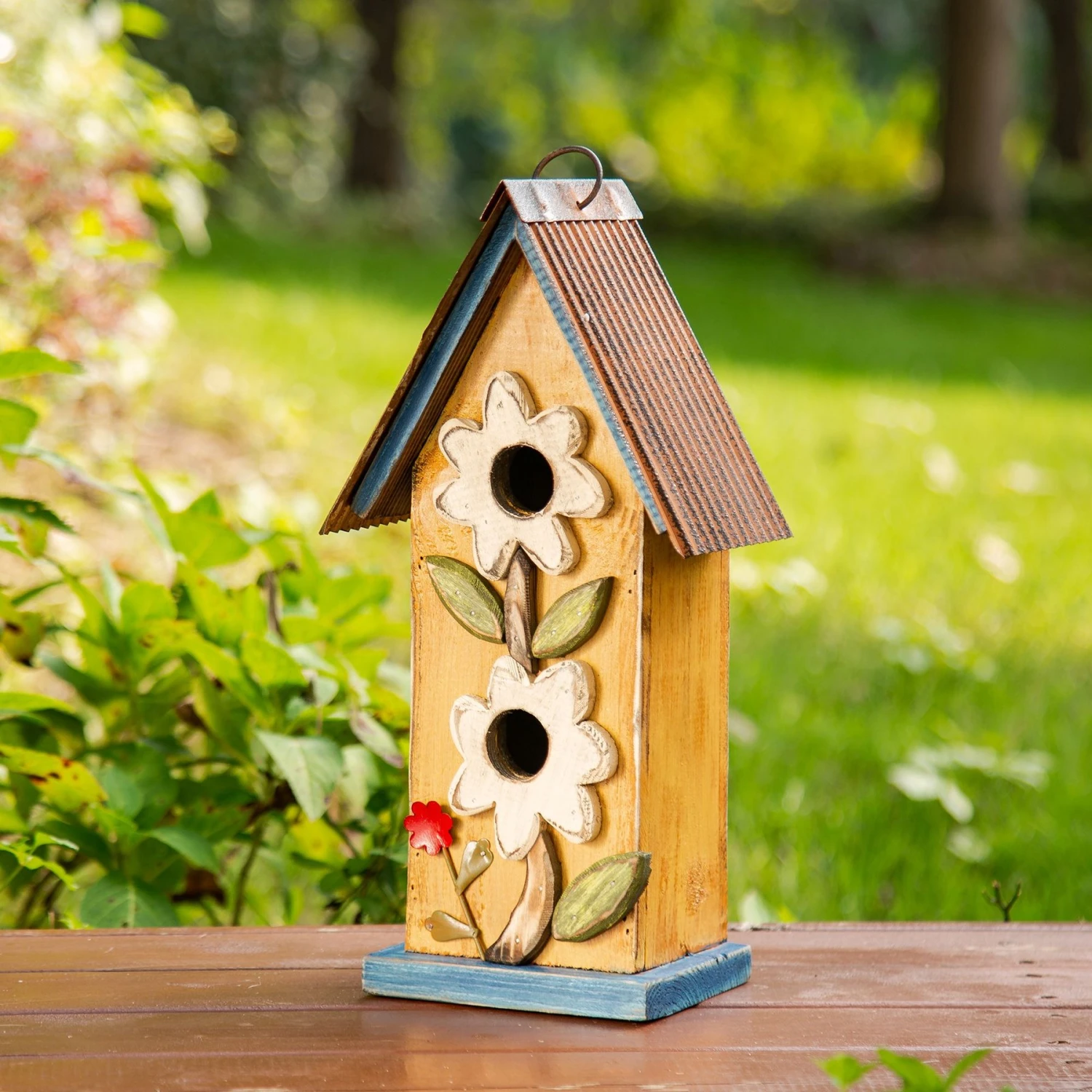 Glitzhome Two-Tiered Distressed Solid Wood Birdhouse With 3D Flowers 6 Glitzhome Two-Tiered Distressed Solid Wood Birdhouse With 3D Flowers - Image 4