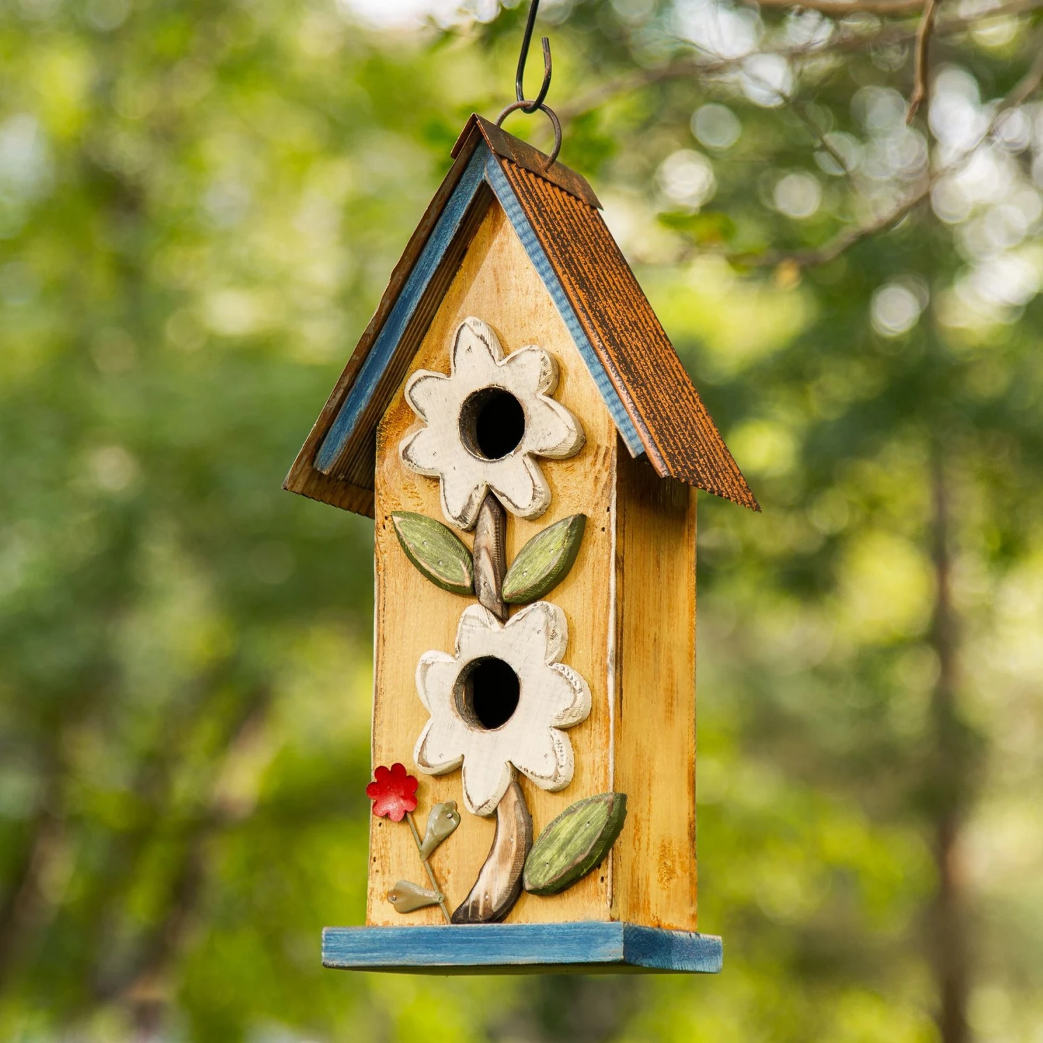 Glitzhome Two-Tiered Distressed Solid Wood Birdhouse With 3D Flowers 7 Glitzhome Two-Tiered Distressed Solid Wood Birdhouse With 3D Flowers - Image 5